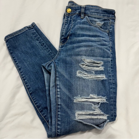 Women’s American Eagle Size 8 Short Ripped Jeans | High Rise Skinny - Picture 1 of 6